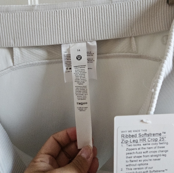 Lululemon Ribbed Softstream zip leg cropped - Picture 4 of 4